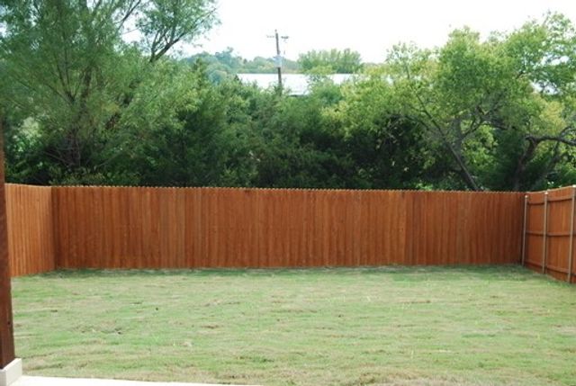 315 Orbit Drive, Lavon, TX 75166