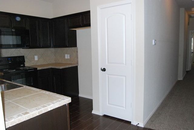 315 Orbit Drive, Lavon, TX 75166