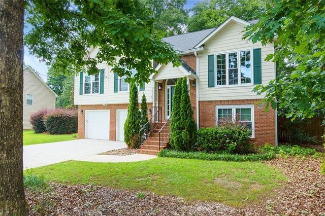 2450 Whitehead Place Drive, Suwanee, GA 30024
