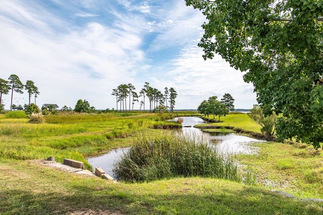 603 Antebellum Ln., Georgetown, SC 29440