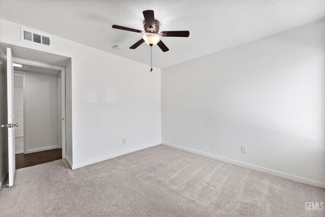 6805 Seapines Drive, Bakersfield, CA 93309