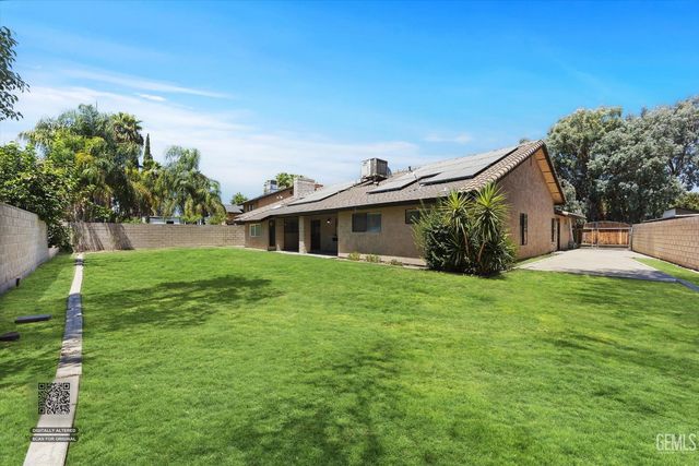 6805 Seapines Drive, Bakersfield, CA 93309