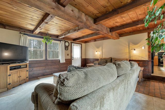 53 Mammoth Road, Londonderry, NH 03053