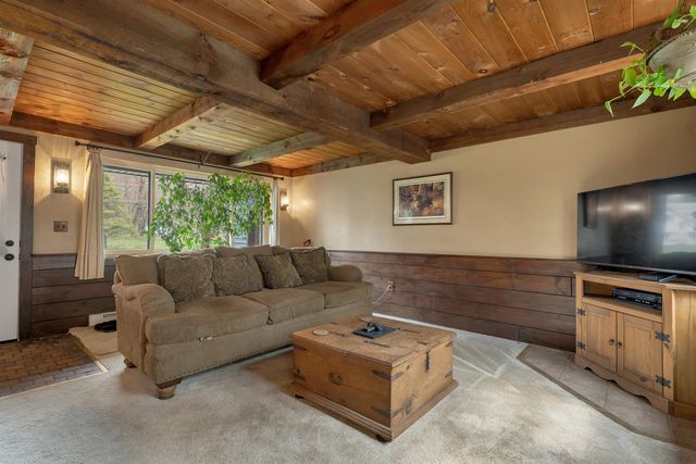 53 Mammoth Road, Londonderry, NH 03053