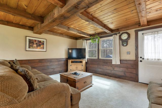 53 Mammoth Road, Londonderry, NH 03053