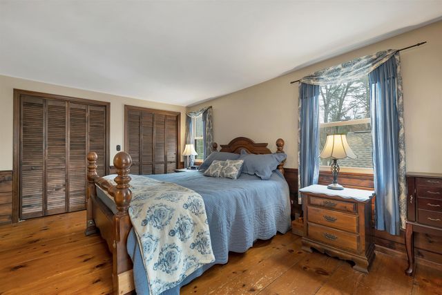 53 Mammoth Road, Londonderry, NH 03053