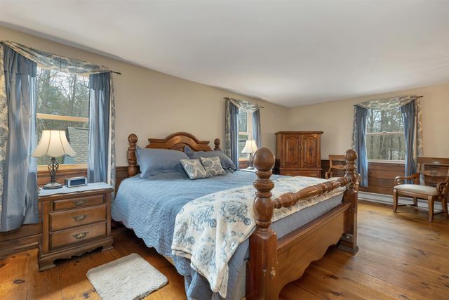 53 Mammoth Road, Londonderry, NH 03053