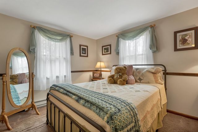 53 Mammoth Road, Londonderry, NH 03053