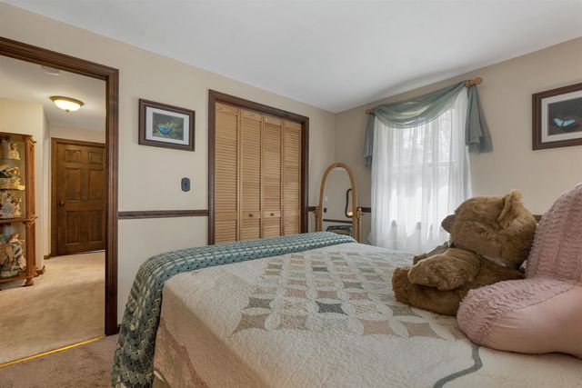 53 Mammoth Road, Londonderry, NH 03053