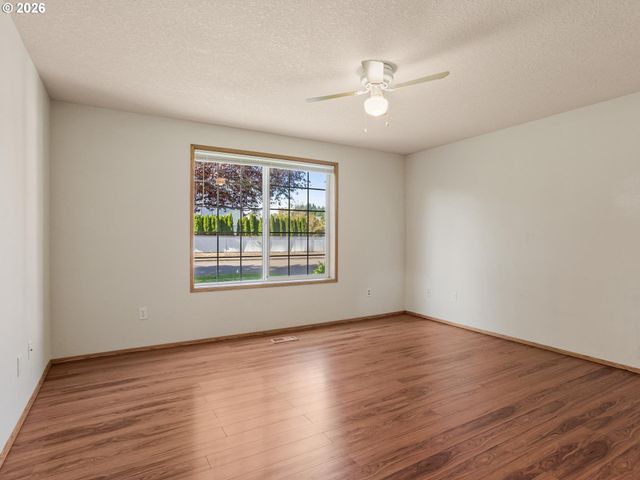 1707 Se 171ST Pl, Vancouver, WA 98683