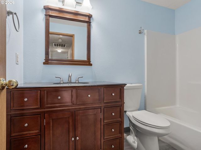1707 Se 171ST Pl, Vancouver, WA 98683