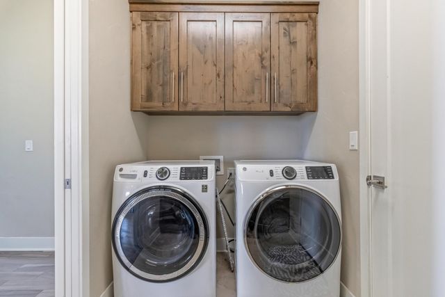2375 NW Majestic Ridge Drive, Bend, OR 97703