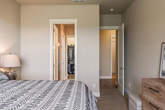 2375 NW Majestic Ridge Drive, Bend, OR 97703