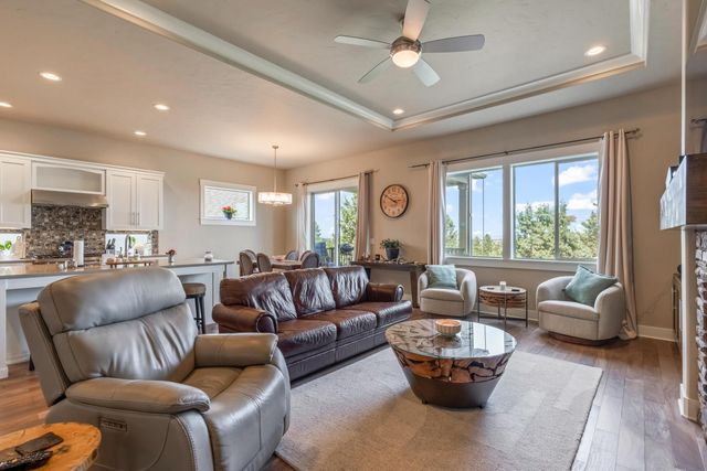 2375 NW Majestic Ridge Drive, Bend, OR 97703