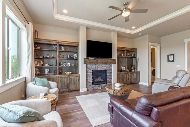 2375 NW Majestic Ridge Drive, Bend, OR 97703
