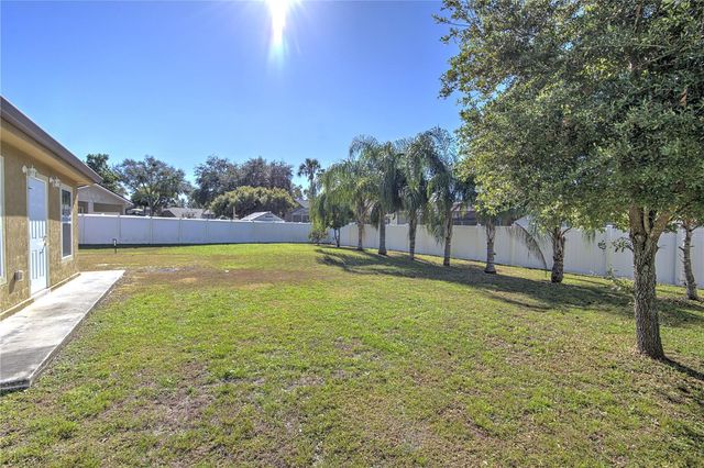 684 YORKSHIRE DRIVE, Oviedo, FL 32765
