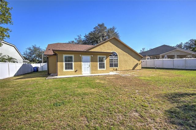 684 YORKSHIRE DRIVE, Oviedo, FL 32765