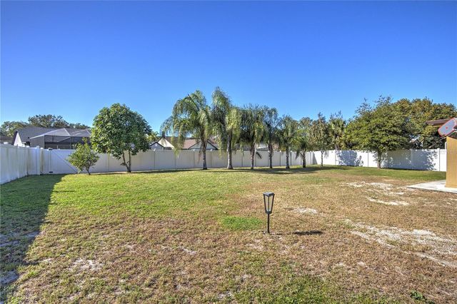 684 YORKSHIRE DRIVE, Oviedo, FL 32765