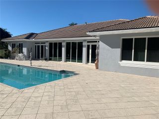 7625 SW 75th Avenue 0, Miami, FL 33143
