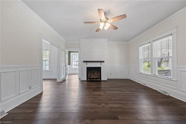 303 E Swannanoa Avenue, Liberty, NC 27298