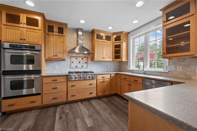 303 E Swannanoa Avenue, Liberty, NC 27298