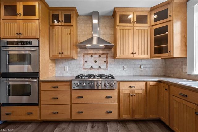 303 E Swannanoa Avenue, Liberty, NC 27298