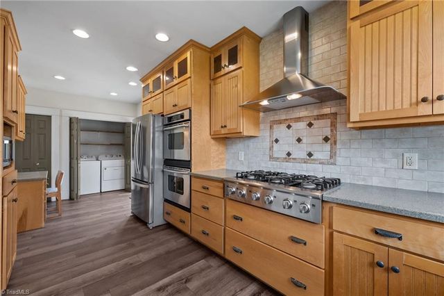 303 E Swannanoa Avenue, Liberty, NC 27298