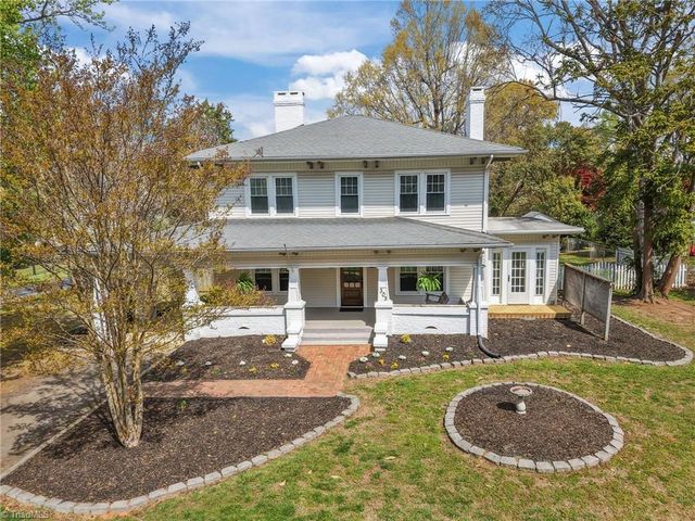 303 E Swannanoa Avenue, Liberty, NC 27298