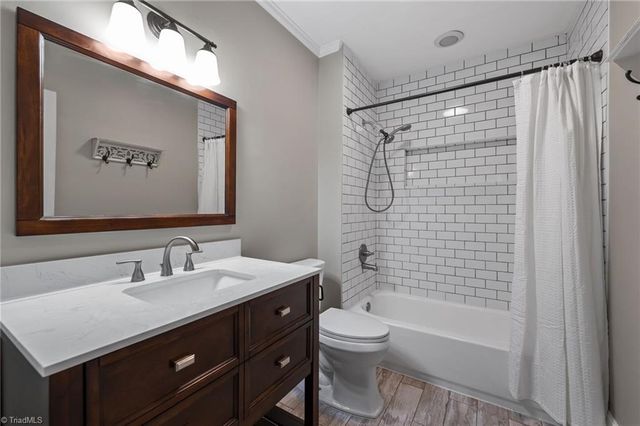 303 E Swannanoa Avenue, Liberty, NC 27298