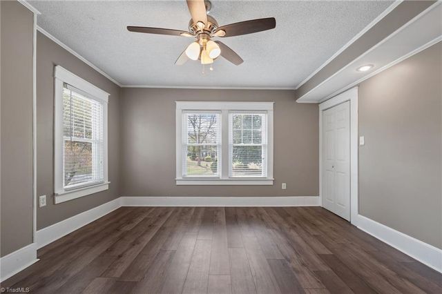 303 E Swannanoa Avenue, Liberty, NC 27298