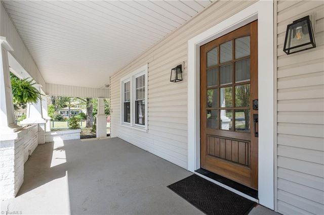 303 E Swannanoa Avenue, Liberty, NC 27298