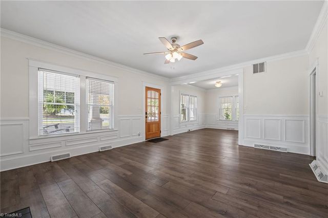 303 E Swannanoa Avenue, Liberty, NC 27298