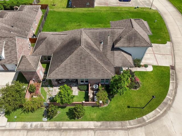 4530 Five Oaks Drive, Lake Charles, LA 70605