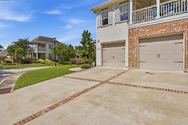 4530 Five Oaks Drive, Lake Charles, LA 70605