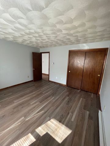 35 School Street 7, Dracut, MA 01826