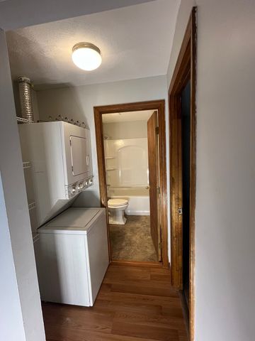 35 School Street 7, Dracut, MA 01826