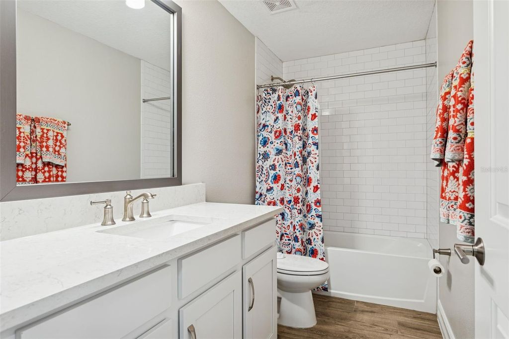 Image 26 of property listing at 5351 BRIDGE STREET 24, Tampa, FL 33611