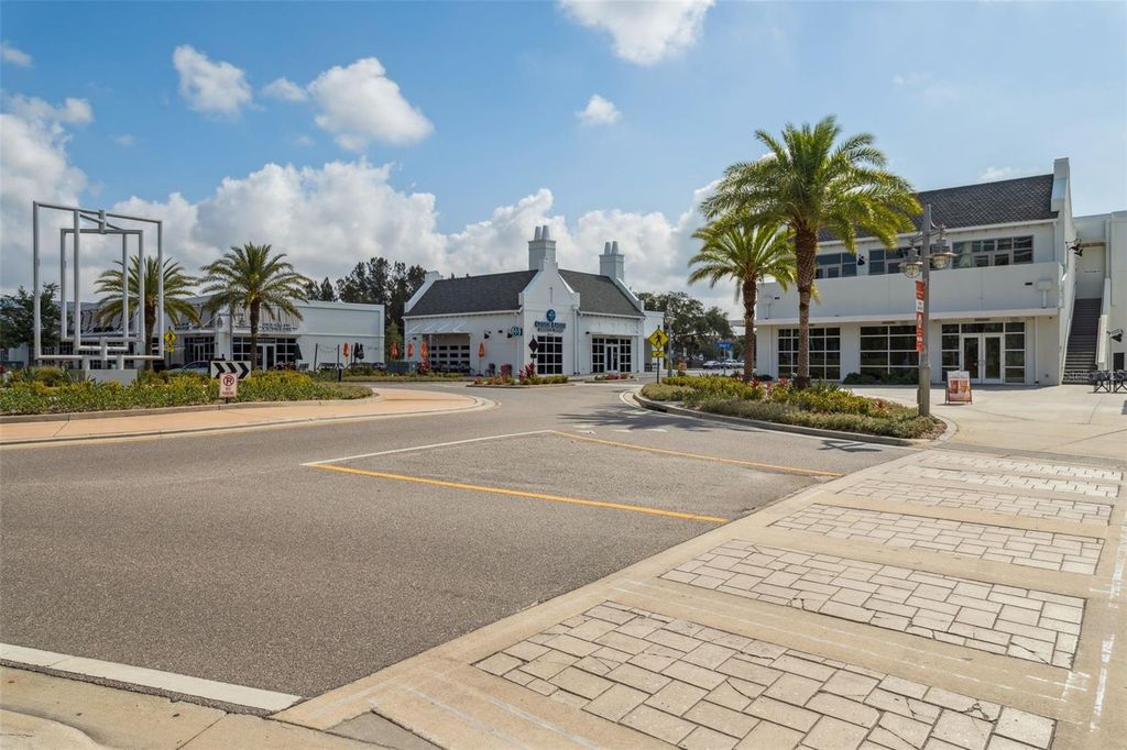 Image 41 of property listing at 5351 BRIDGE STREET 24, Tampa, FL 33611