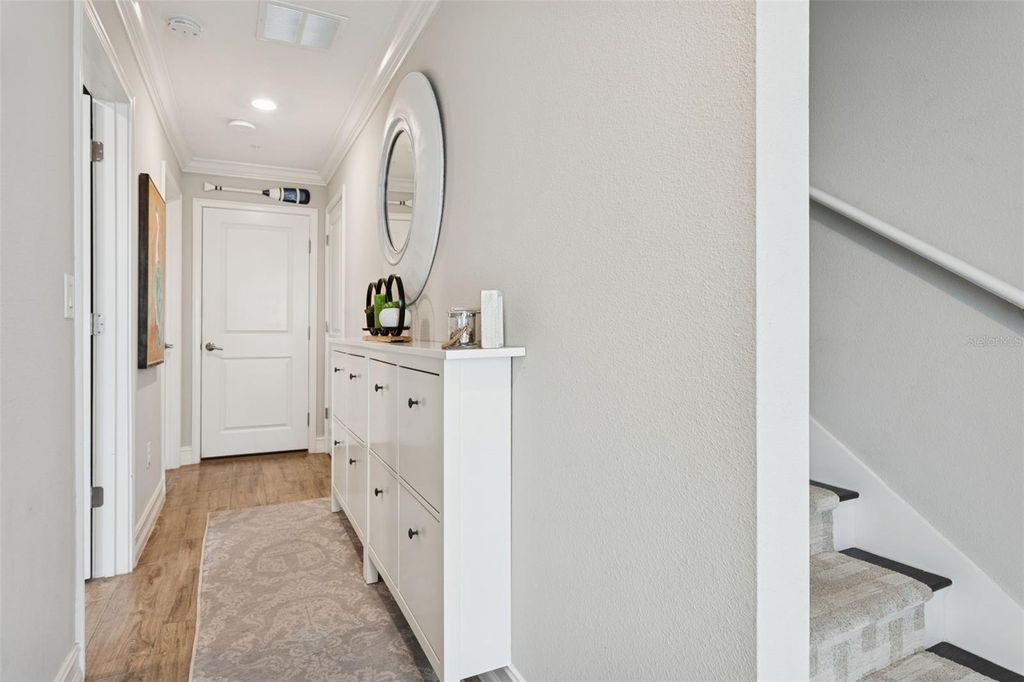 Image 10 of property listing at 5351 BRIDGE STREET 24, Tampa, FL 33611