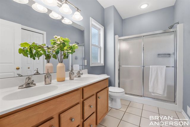 5984 Mill Point Court, Kentwood, MI 49512