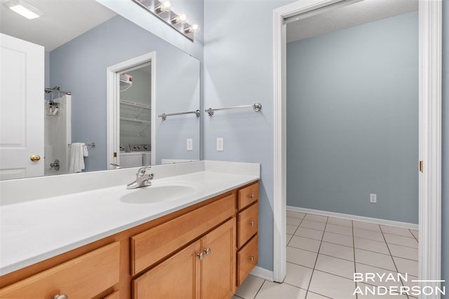 5984 Mill Point Court, Kentwood, MI 49512