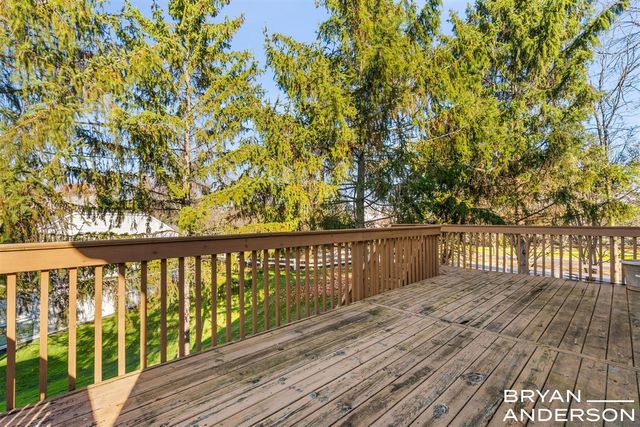 5984 Mill Point Court, Kentwood, MI 49512