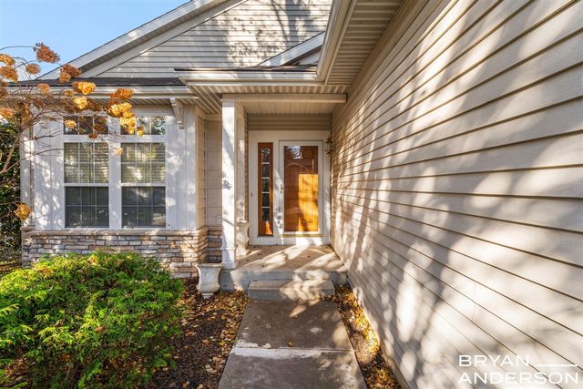 5984 Mill Point Court, Kentwood, MI 49512