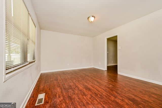 263 Roxbury Drive, Riverdale, GA 30274