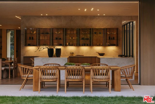 510 N Alpine Drive, Beverly Hills, CA 90210