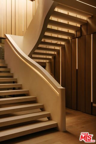 510 N Alpine Drive, Beverly Hills, CA 90210