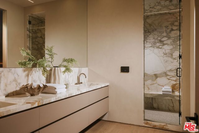 510 N Alpine Drive, Beverly Hills, CA 90210