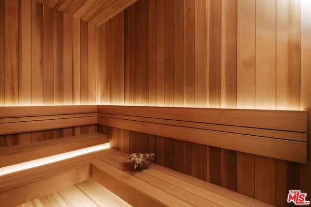 510 N Alpine Drive, Beverly Hills, CA 90210