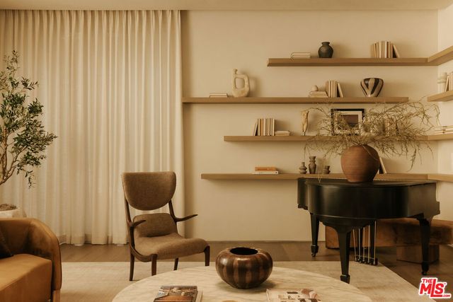 510 N Alpine Drive, Beverly Hills, CA 90210