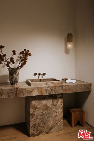 510 N Alpine Drive, Beverly Hills, CA 90210